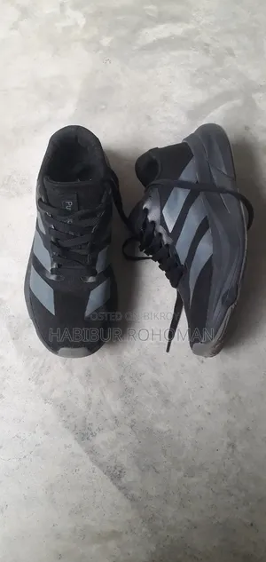 Running Shoes