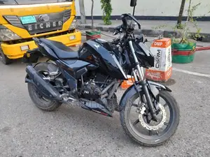 TVS Apache 160 4V 2020 Black
