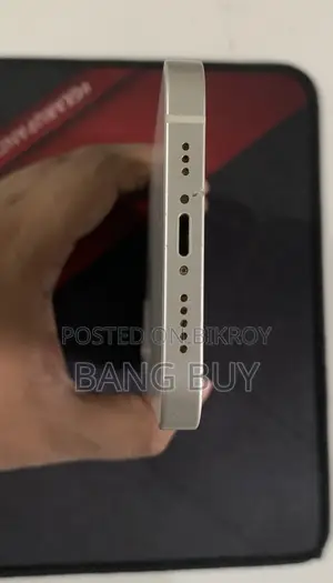 অ্যাপল আইফোন ১২ ৬৪ জিবি হোয়াইট