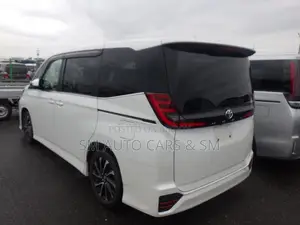 Toyota Noah 2022 Pearl