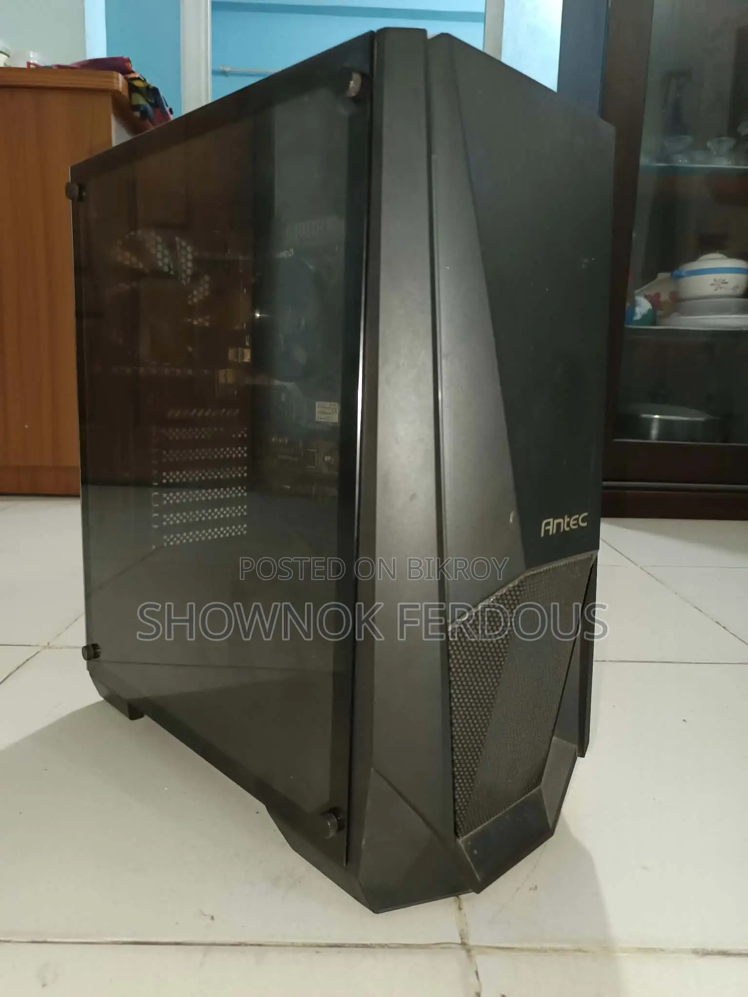 Desktop Computer 8GB AMD Ryzen 5 SSD 256GB