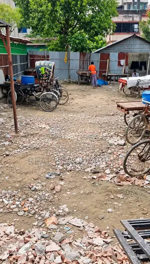 ৮.৫ কাঠা খালি জায়গা বিক্রি করা হবে