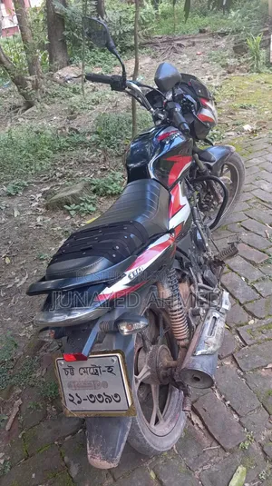বাজাজ ডিসকভার ১১০ ২০২২ ব্ল্যাক