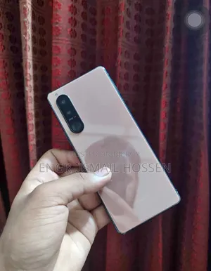 সনি এক্সপেরিয়া ৫ ২য় সংস্করণ ১২৮ জিবি