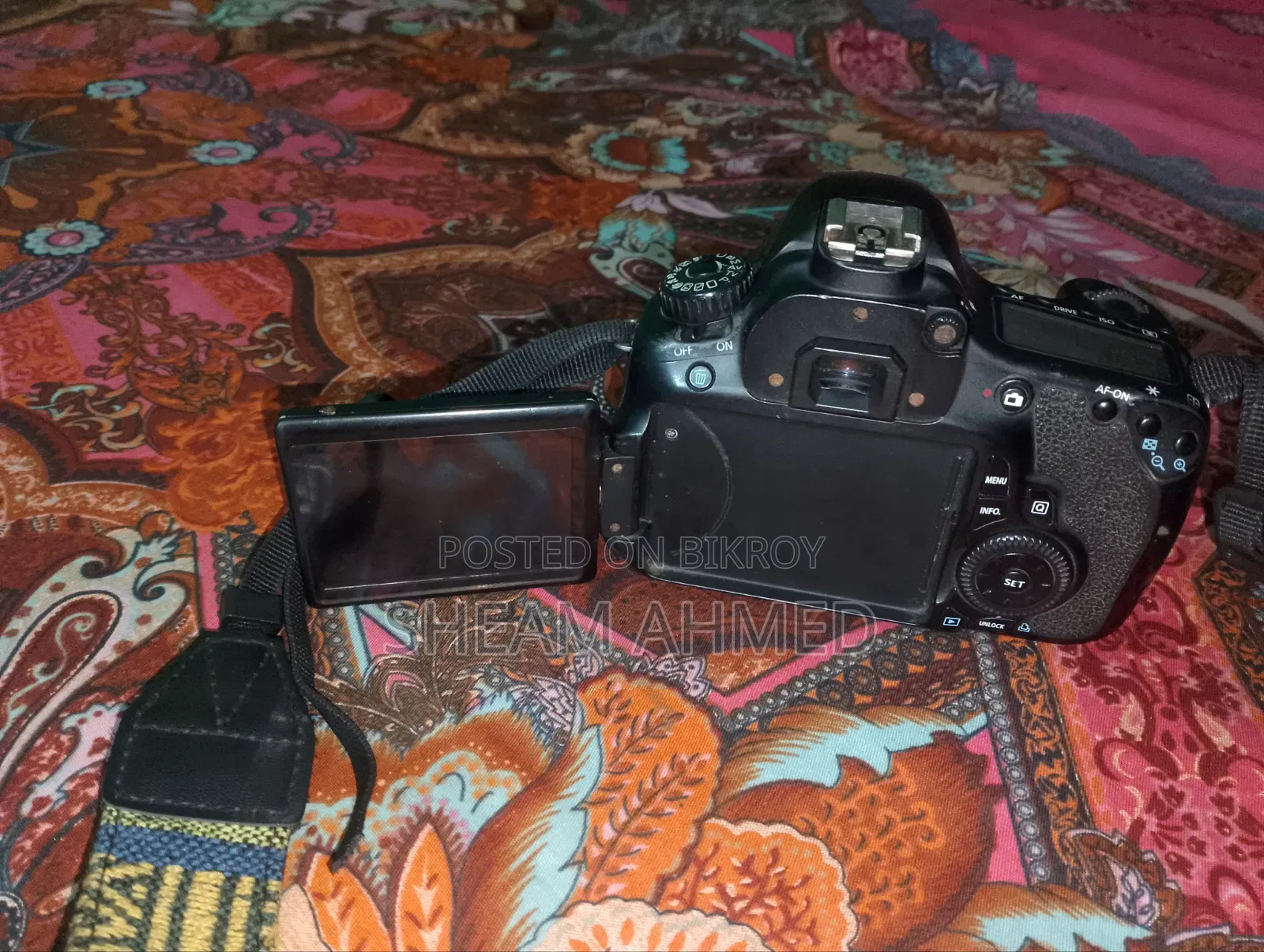 Canon 60D Camera With 75-300mm Lens
Canon 50mm Lens