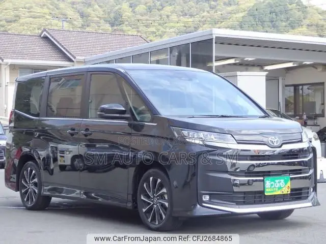 Toyota Noah 2022 Black