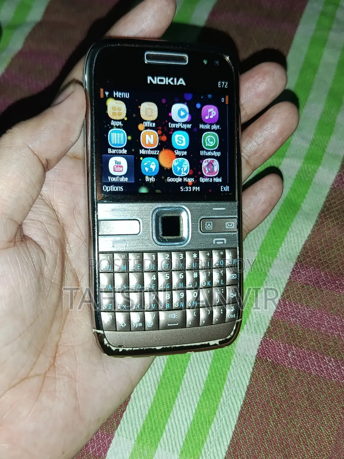 নোকিয়া ই৭২ গোল্ড
