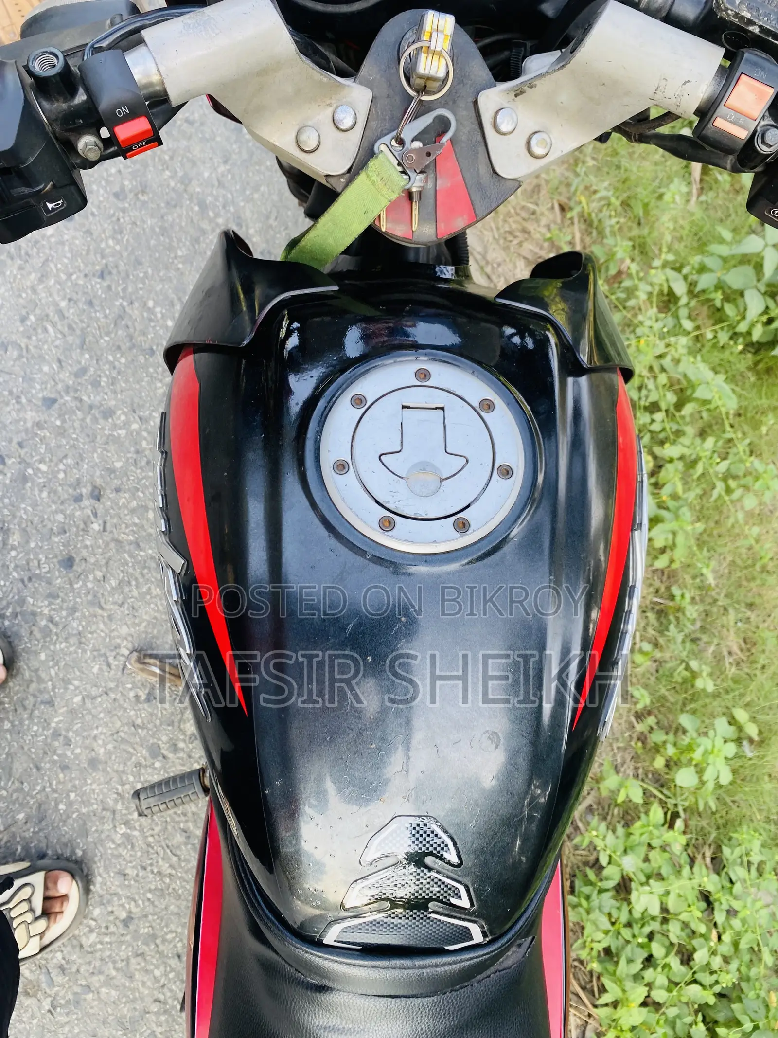Bajaj Pulsar 150 2012 Red