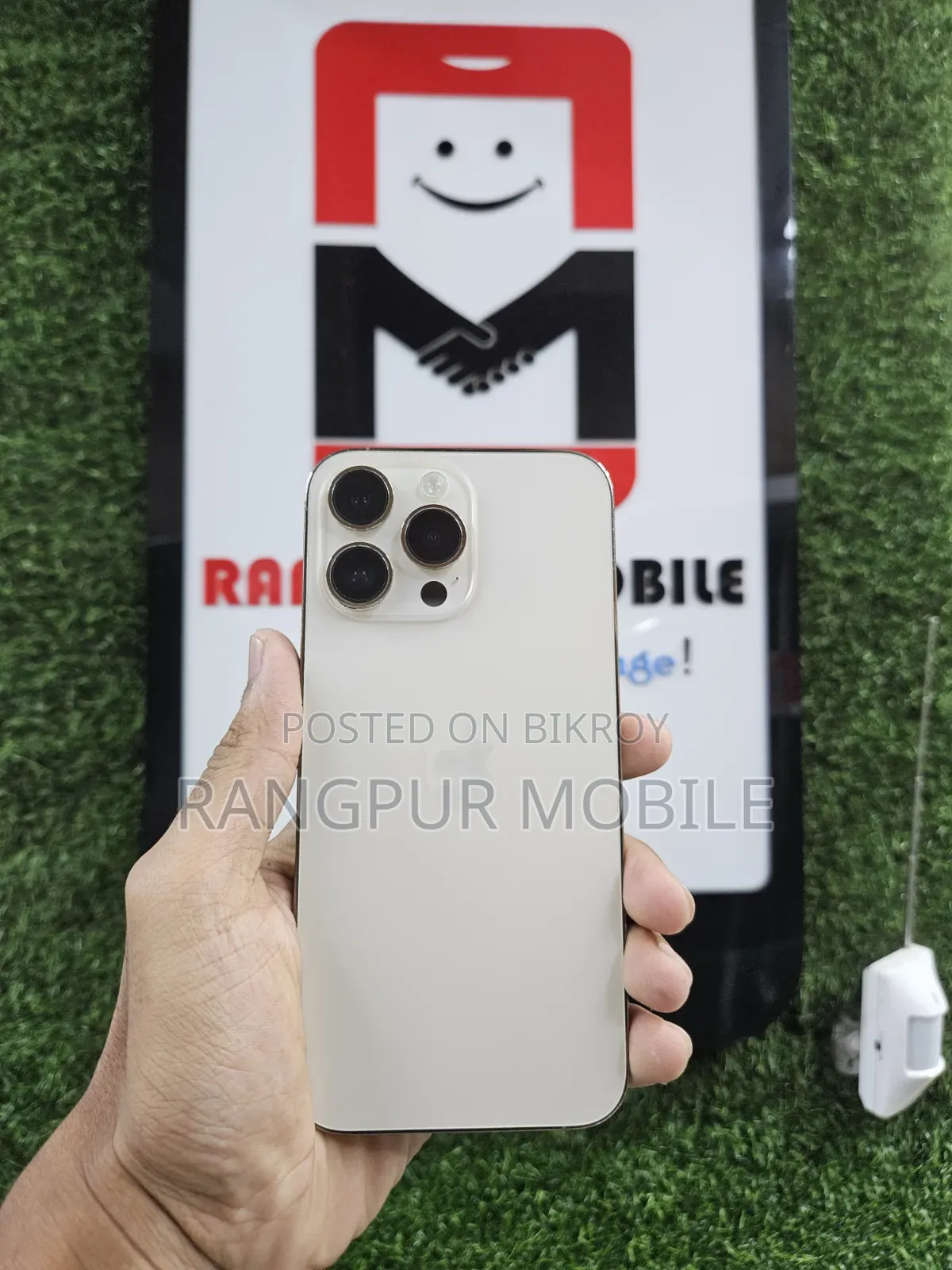অ্যাপল আইফোন ১৪ প্রো ম্যাক্স ১২৮ জিবি গোল্ড