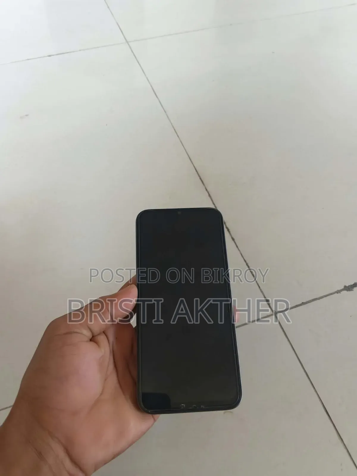 Realme C100i 128 GB Black
