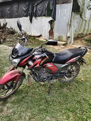 টিভিএস স্ট্রাইকার ১২৫ ২০১৮ কালো