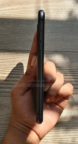 Apple iPhone 11 64 GB Black