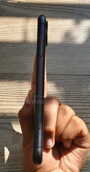 Apple iPhone 11 64 GB Black