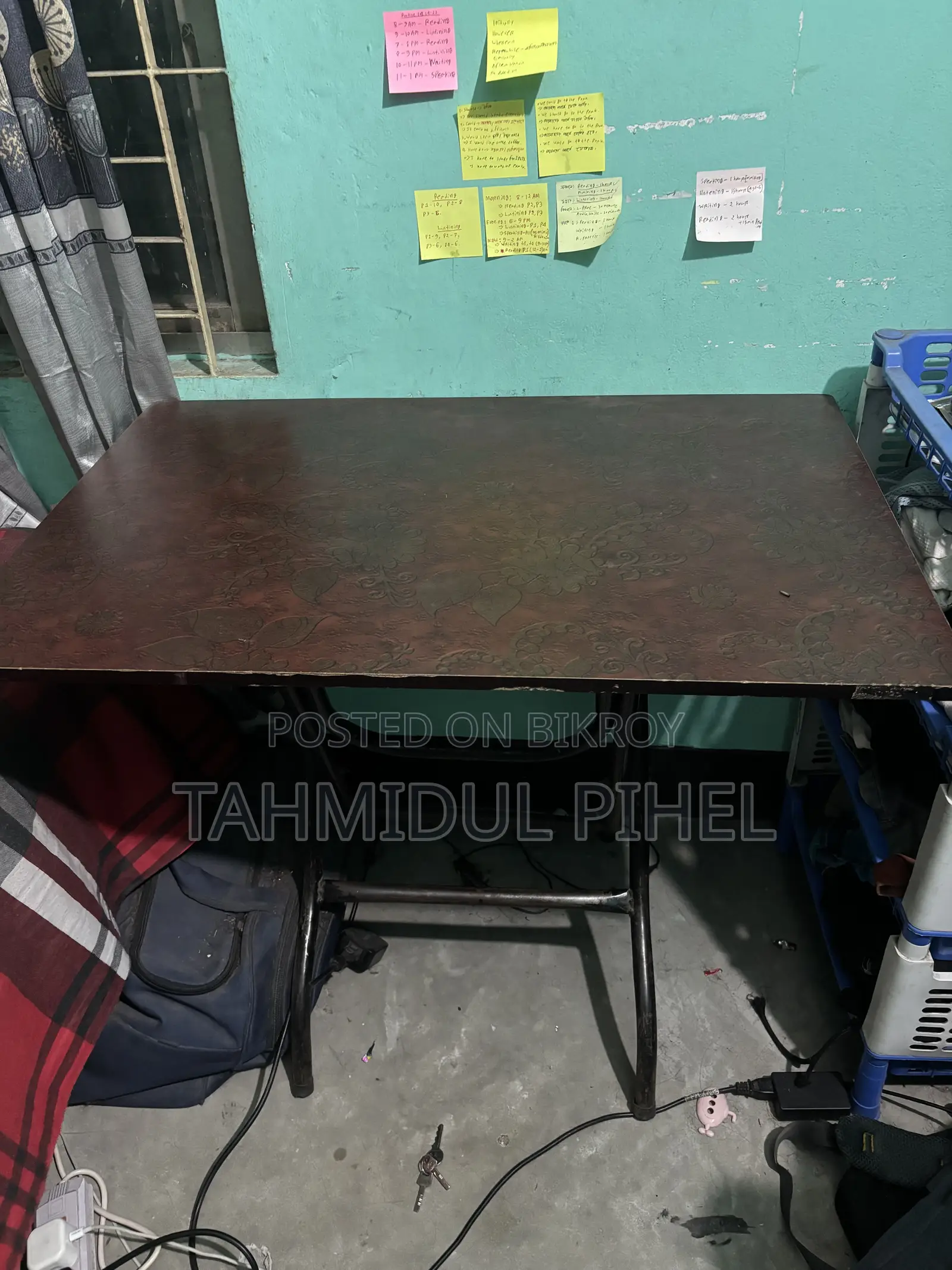 Table and Chair Sell Post