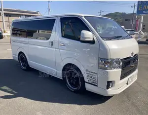 Toyota HiAce 2021 White