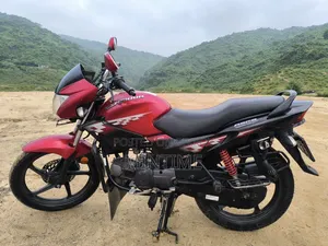 Hero Glamour 2022 Red