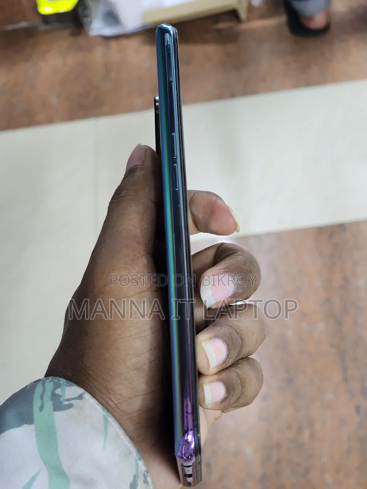 অপ্পো রেনো ৫ ১২৮ জিবি ব্লু