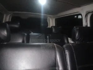 Toyota HiAce 2012 White