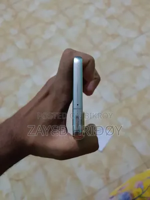 স্যামসাং গ্যালাক্সি এস২২ ৫জি ২৫৬ জিবি সাদা