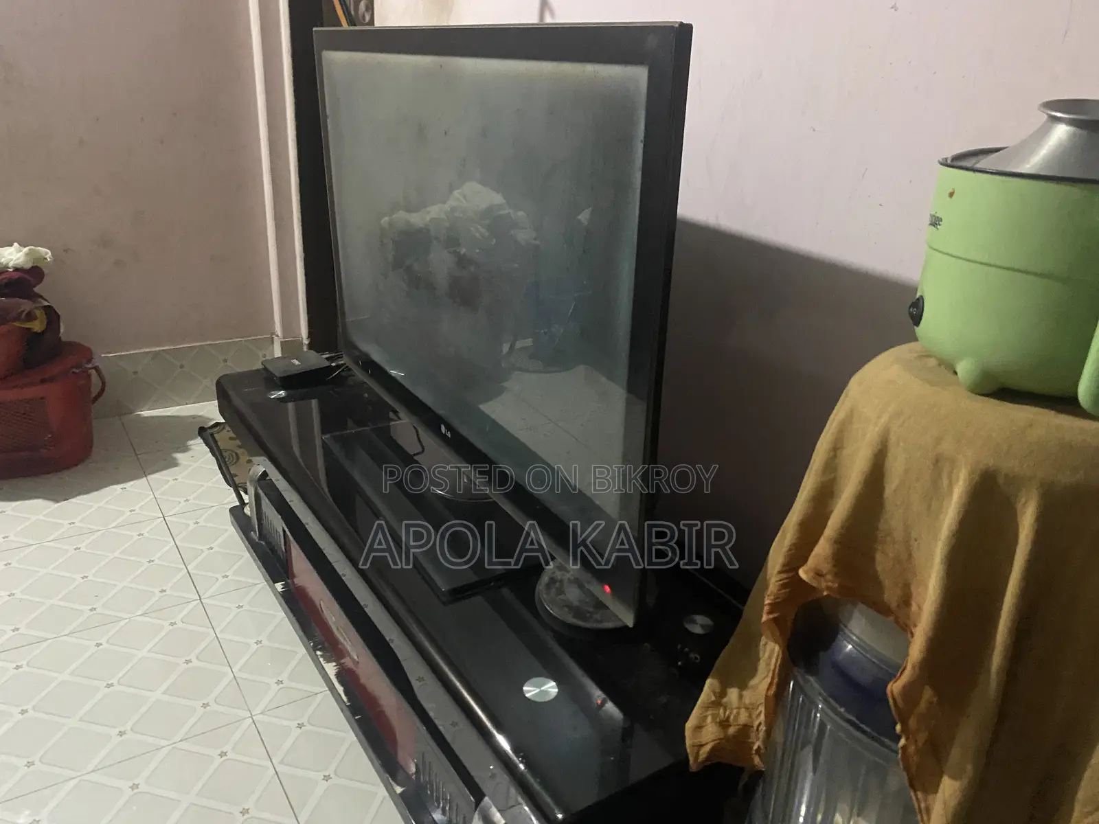 এলজি ৫২ ইঞ্চি টিভি