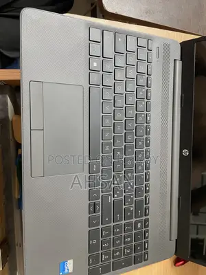 Laptop HP 250 G8 8GB Intel Core i5 SSD 512GB