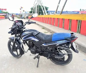 টিভিএস মেট্রো ২০১৬ কালো