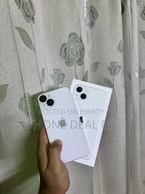 Apple iPhone 13 128 GB White