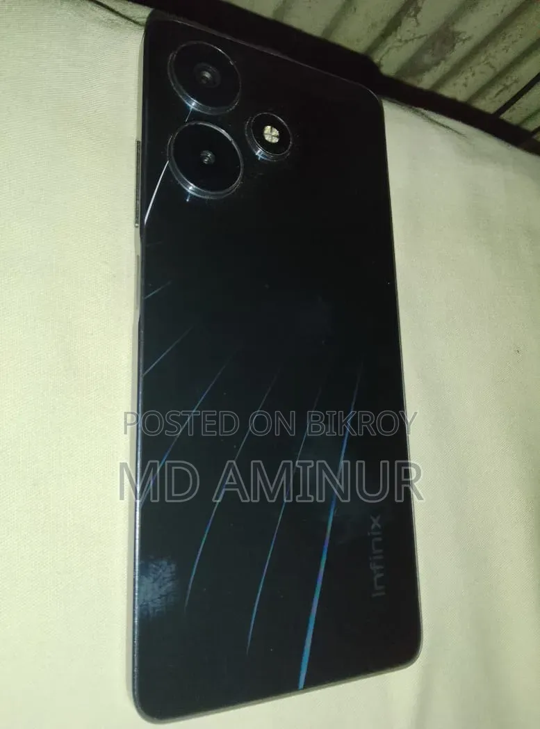 ইনফিনিক্স হট ৩০ ১২৮ জিবি ব্ল্যাক