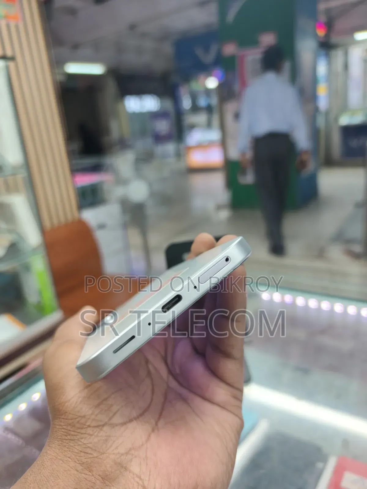 স্যামসাং গ্যালাক্সি এ৩৬ ১২৮ জিবি সাদা