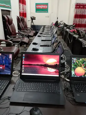 Laptop Dell 4 GB Intel SSD 500 GB