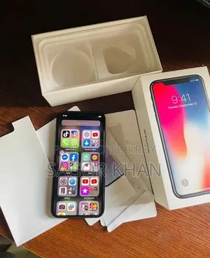 অ্যাপল আইফোন এক্স ২৫৬ জিবি কালো
