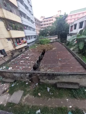 গ্যাস, পানি, বিদ্যুৎ এবং সিউরেজ সুবিধাসহ প্রস্তুত প্লট।