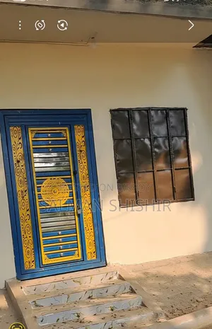 3 Bedroom House in Private Ownership, Savar for sale