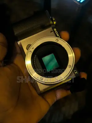 Sony Alpha A5100