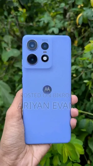 Motorola Edge 50 Pro 256 GB Purple