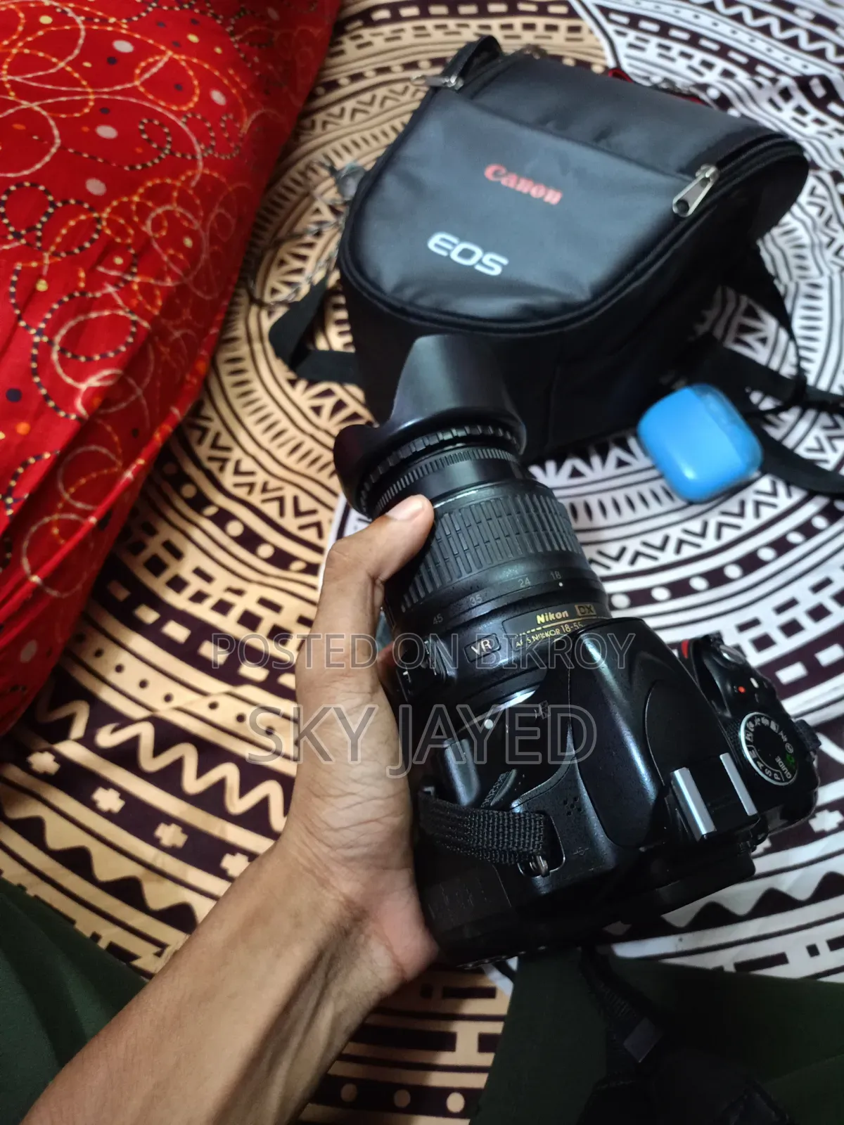 ডিএসএলআর ক্যামেরা নিকন ৩২০০ডি নতুন কন্ডিশন