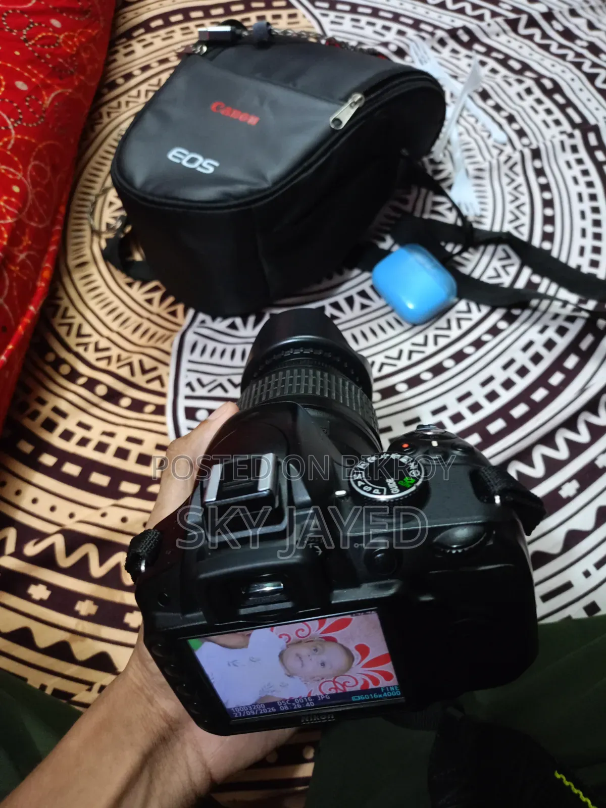 ডিএসএলআর ক্যামেরা নিকন ৩২০০ডি নতুন কন্ডিশন