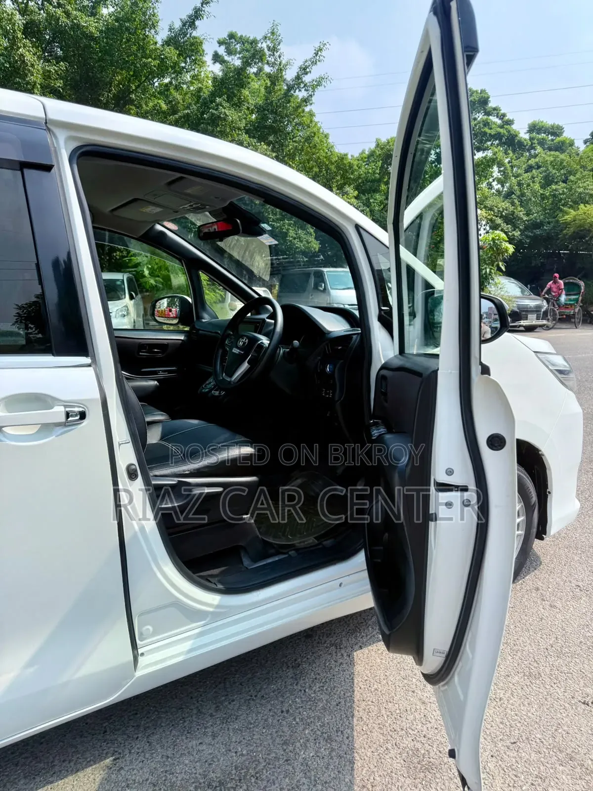 Toyota Esquire 2016 Pearl