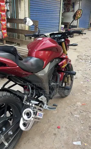 Suzuki Gixxer 2022 Red