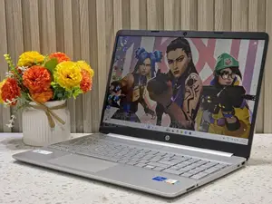 ল্যাপটপ এইচপি ৮জিবি ইন্টেল কোর আই৫ এসএসডি ৫১২জিবি