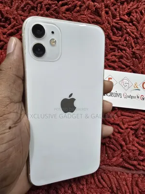 অ্যাপল আইফোন ১১ ১২৮ জিবি হোয়াইট