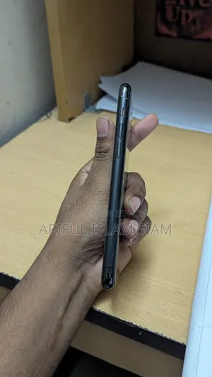 অ্যাপল আইফোন ১১ প্রো ২৫৬ জিবি ব্ল্যাক