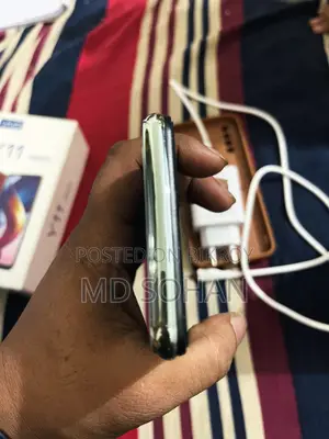 Vivo Y11 32 GB Blue