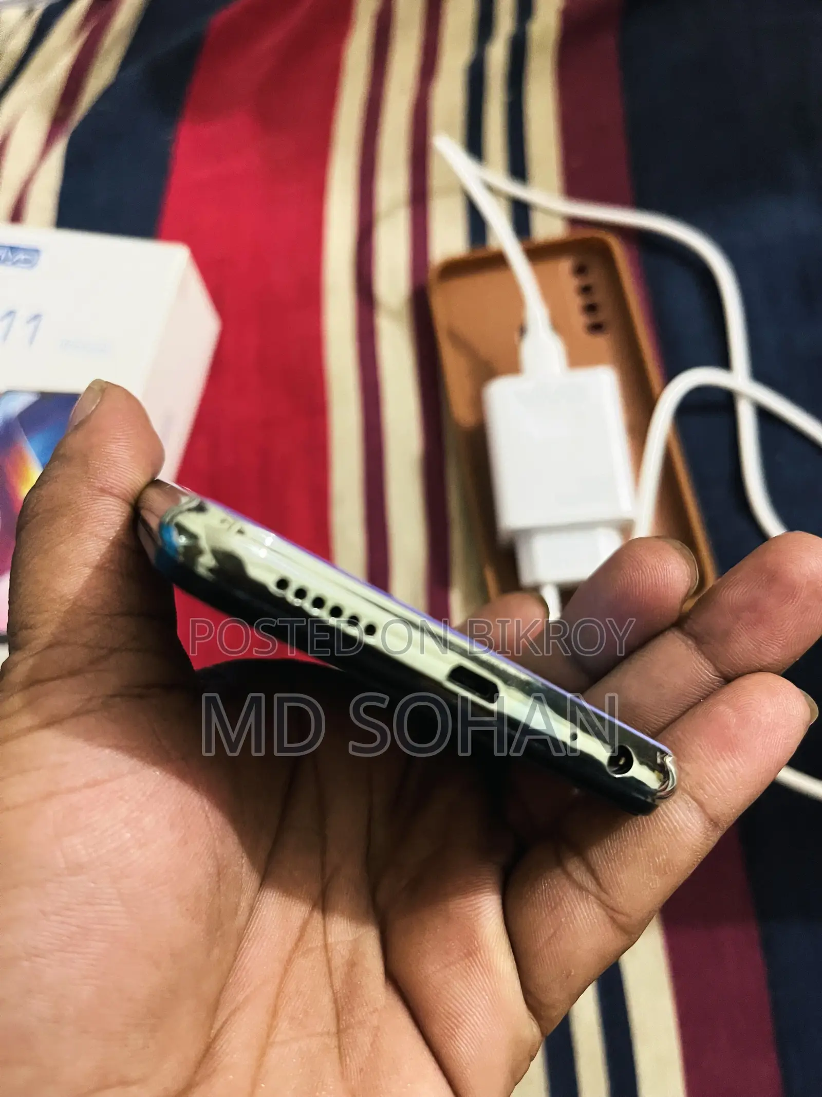 Vivo Y11 32 GB Blue