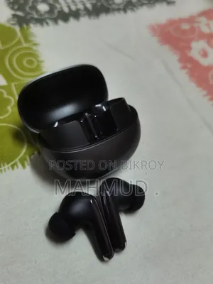 Qcy Earbuds on Sell, Used Only for 1week