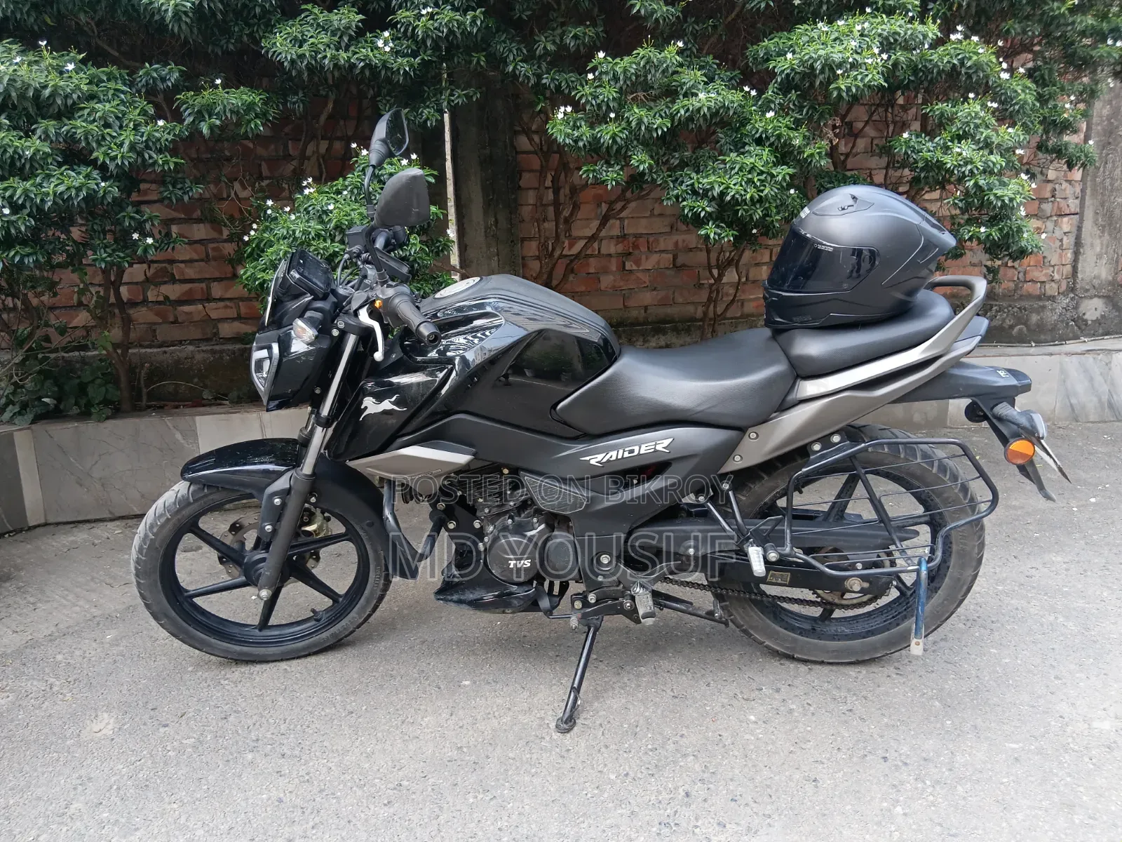 TVS Raider 125 2025 Black