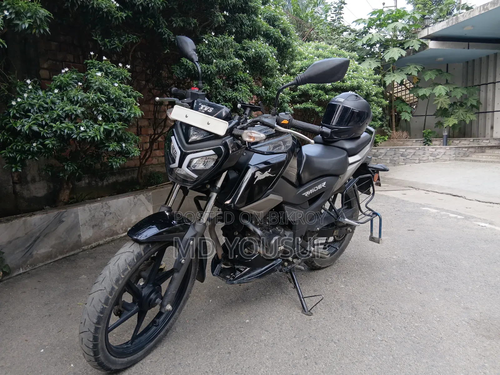 TVS Raider 125 2025 Black