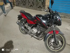 Bajaj Pulsar 150 2016 Red