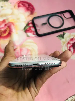 অ্যাপল আইফোন এক্স ২৫৬ জিবি হোয়াইট