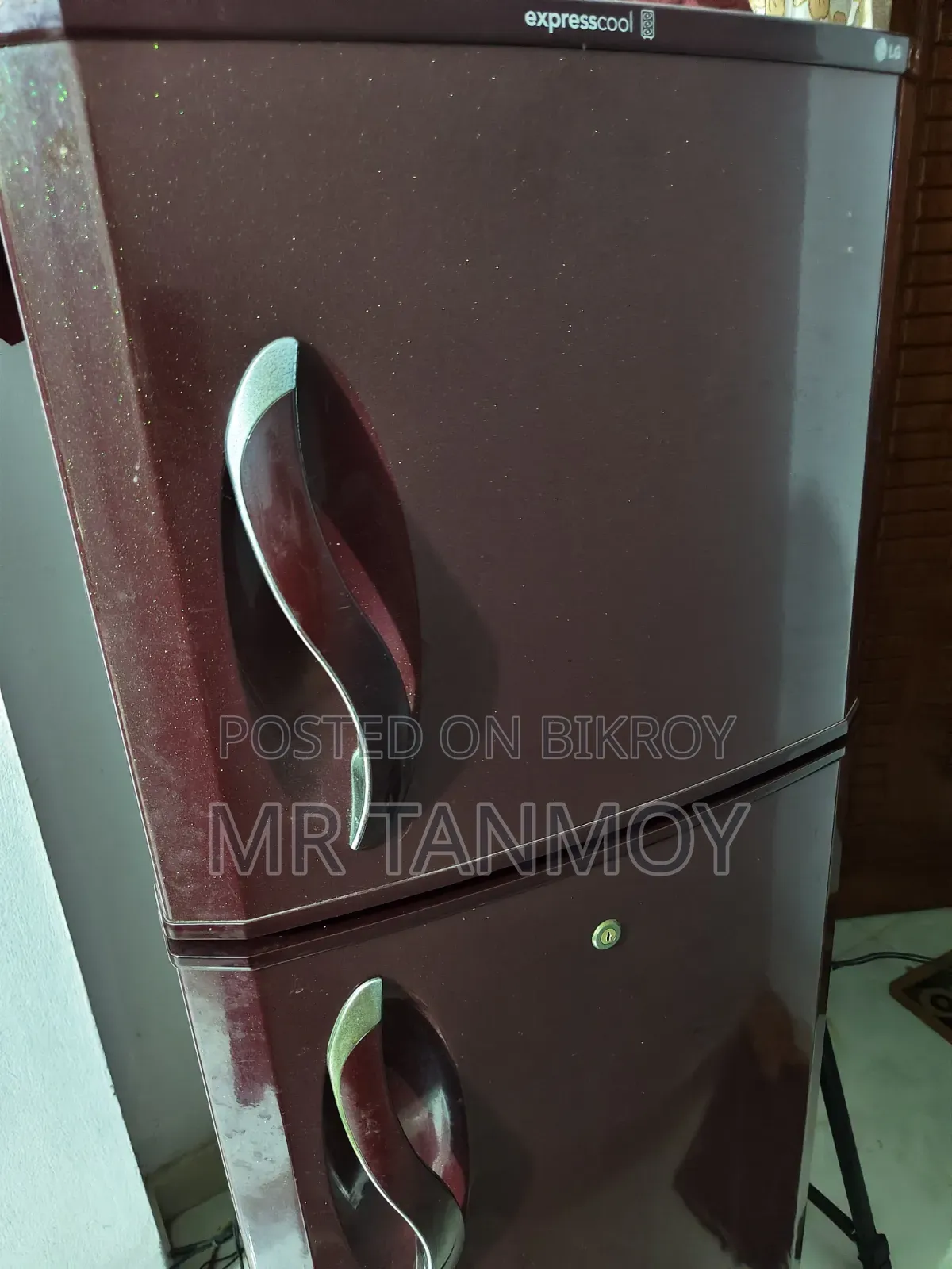LG Fridge 210 Liter